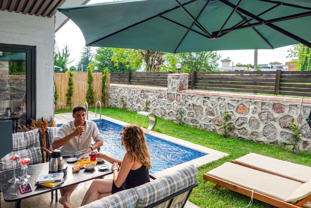Vital Home Sapanca Isitmali Havuzlu Villa&Bungalov Экстерьер фото